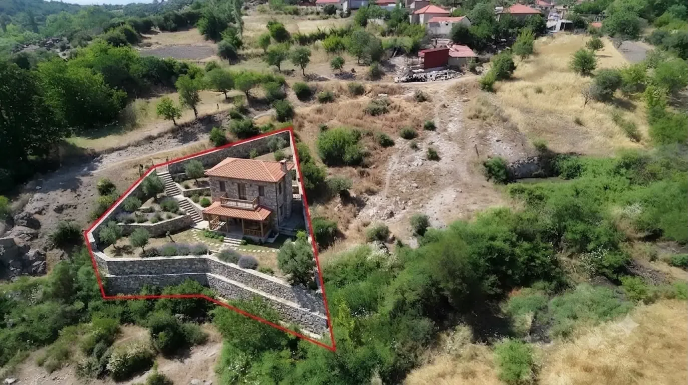 Çanakkale Ayvacık Kaz Dağları'nın eteklerinde köyiçi imarlı satılık müstakil parsel